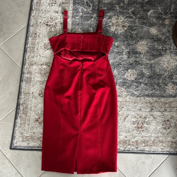 Cinq à Sept Bold Red Dakota Midi Dress - Picture 7 of 10